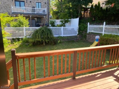 971 Virgil Avenue Ridgefield NJ 07657