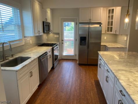 971 Virgil Avenue Ridgefield NJ 07657