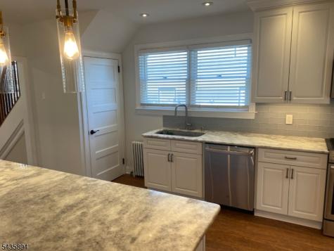 971 Virgil Avenue Ridgefield NJ 07657