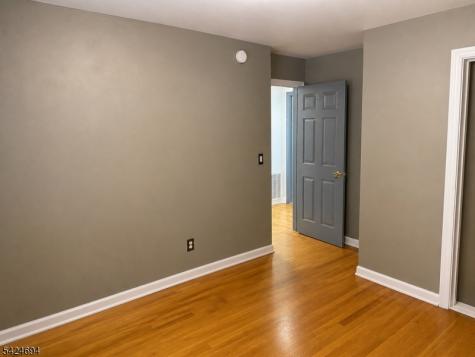 1411 Hussa Street Linden NJ 07036