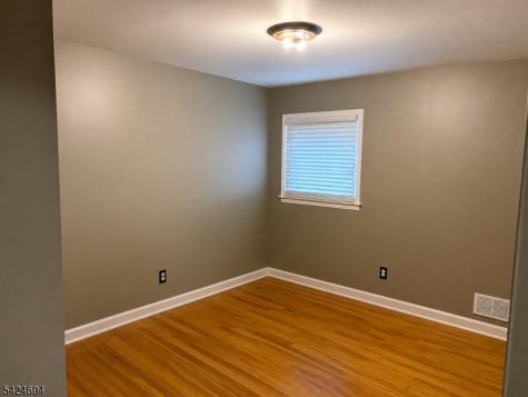 1411 Hussa Street Linden NJ 07036