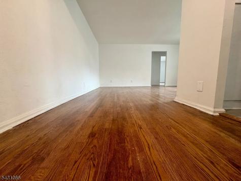 2205 N Central Road Fort Lee NJ 07024