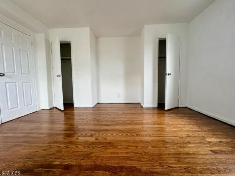 2205 N Central Road Fort Lee NJ 07024