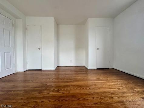 2205 N Central Road Fort Lee NJ 07024