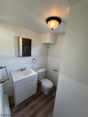 89 Oraton Newark NJ 07104