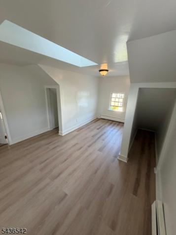 89 Oraton Newark NJ 07104