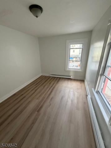 89 Oraton Newark NJ 07104