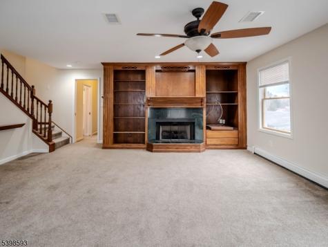 48 Unionville Avenue C Sussex NJ 07461