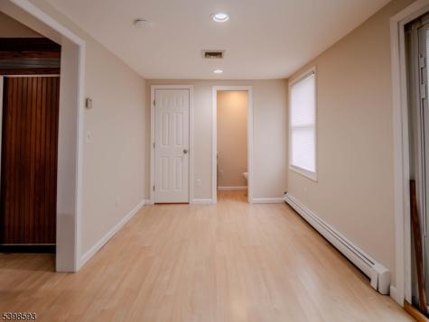 48 Unionville Avenue C Sussex NJ 07461