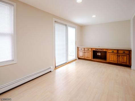 48 Unionville Avenue C Sussex NJ 07461