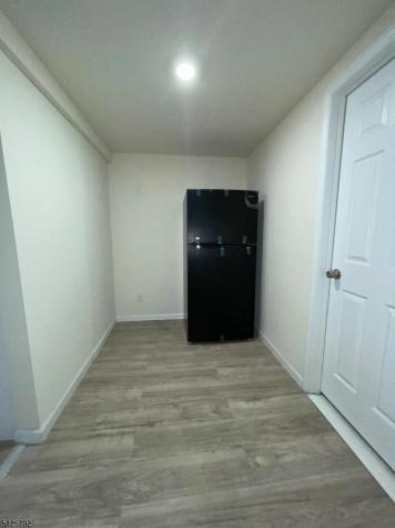 322 New Street Newark NJ 07103