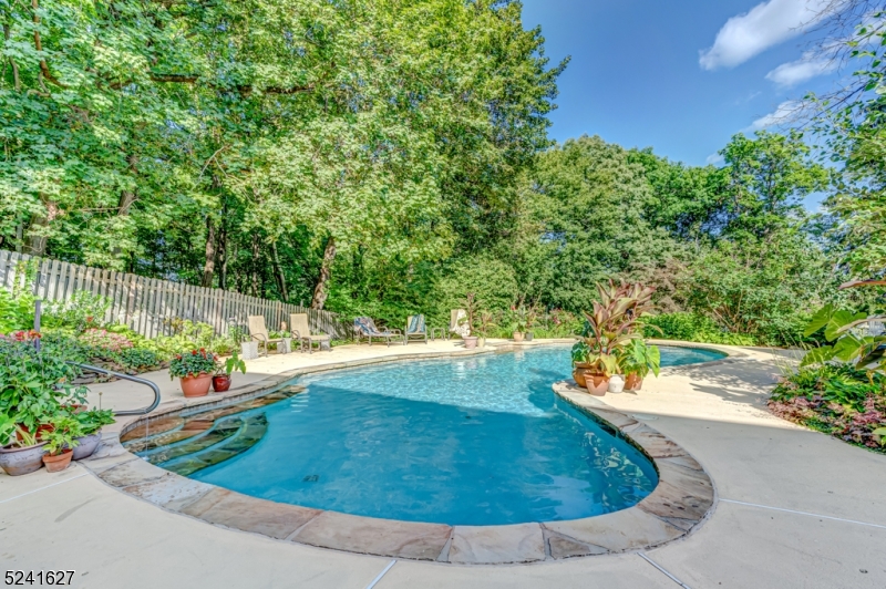 7 Evans Farm Road Morris NJ 07960