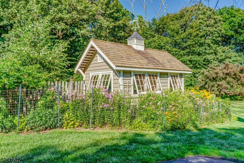 7 Evans Farm Road Morris NJ 07960