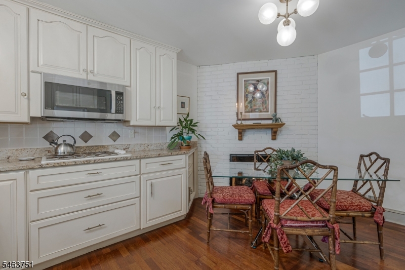7 Evans Farm Road Morris NJ 07960
