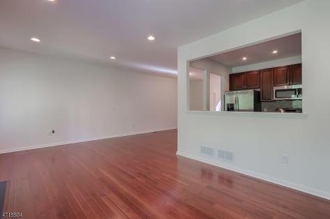 15 Decroce Court Parsippany-troy Hills NJ 07054