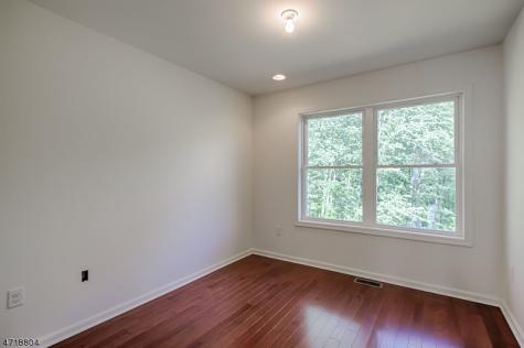 15 Decroce Court Parsippany-troy Hills NJ 07054
