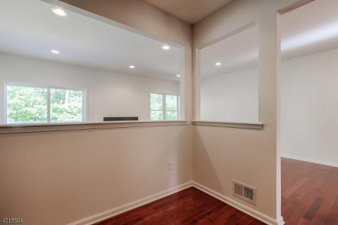 15 Decroce Court Parsippany-troy Hills NJ 07054