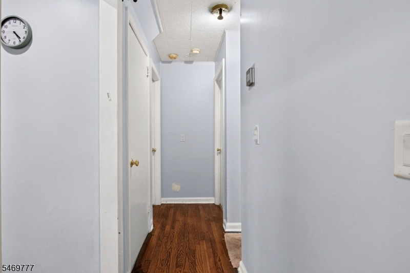 8 Kelly Street Metuchen NJ 08840
