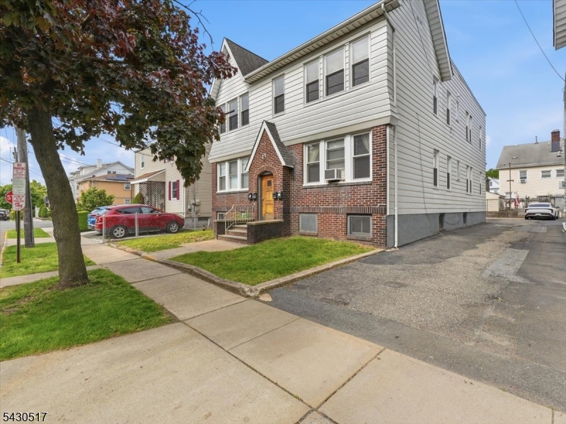 265 N 17th Street Bloomfield NJ 07003