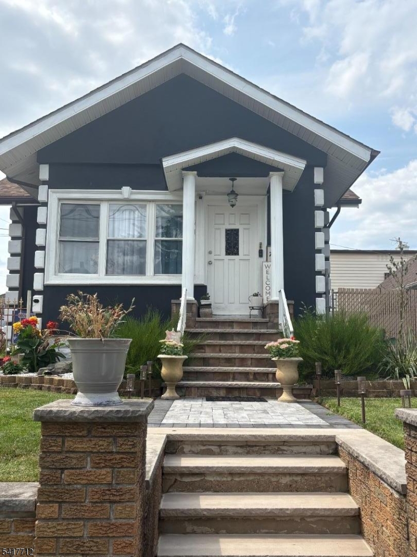 707 Bonnett Street Elizabeth NJ 07202