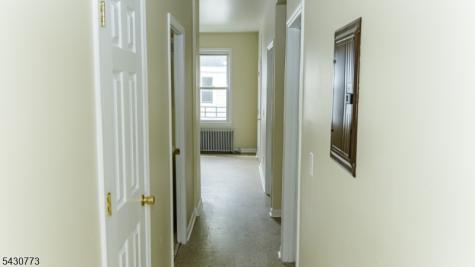 428 Avon Avenue Newark NJ 07108