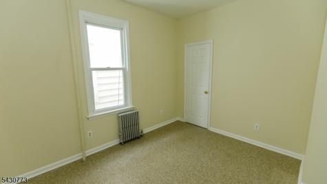 428 Avon Avenue Newark NJ 07108
