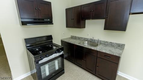 428 Avon Avenue Newark NJ 07108