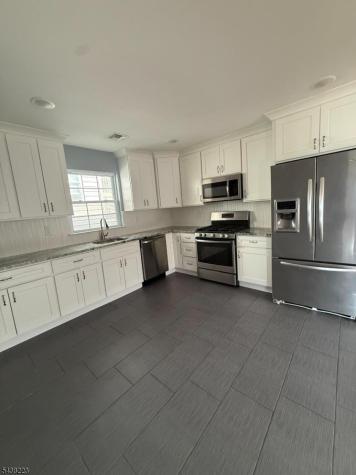 546 S Park Street Elizabeth NJ 07206