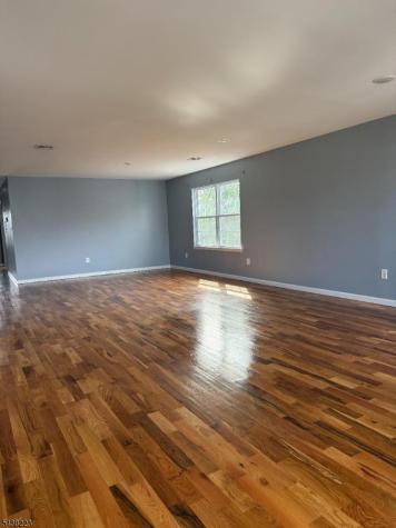 546 S Park Street Elizabeth NJ 07206