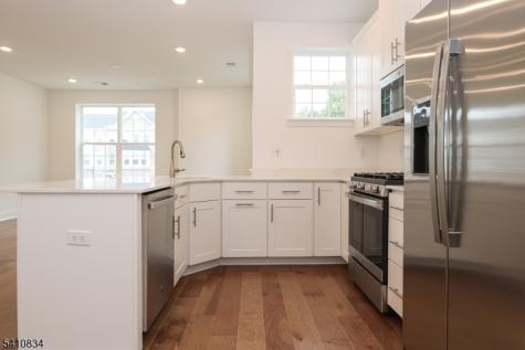 71 Veterans Way Morris Plains NJ 07950