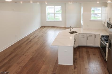 71 Veterans Way Morris Plains NJ 07950