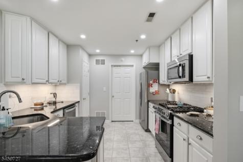 61 Taft Lane Morristown NJ 07960