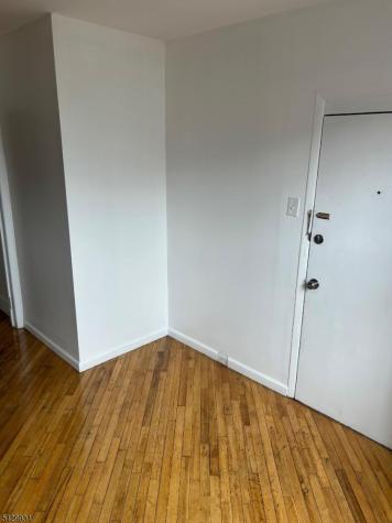 795 Summer Avenue Newark NJ 07104