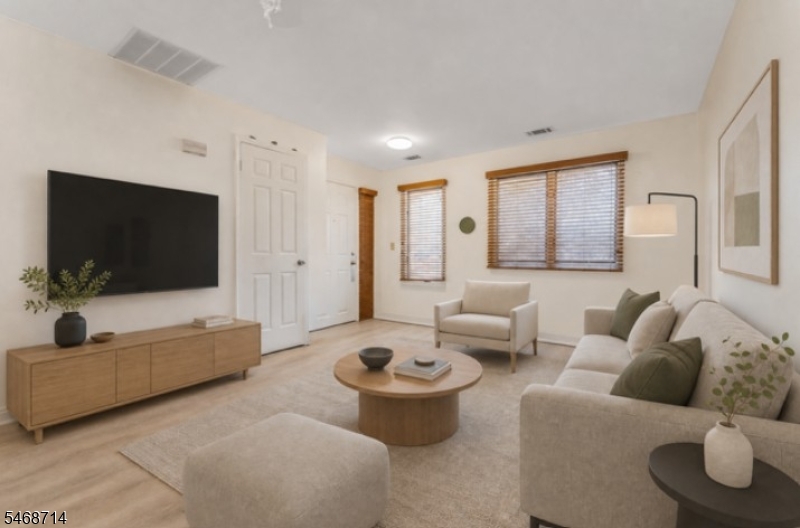 7 Westchester Terrace Clinton NJ 08801