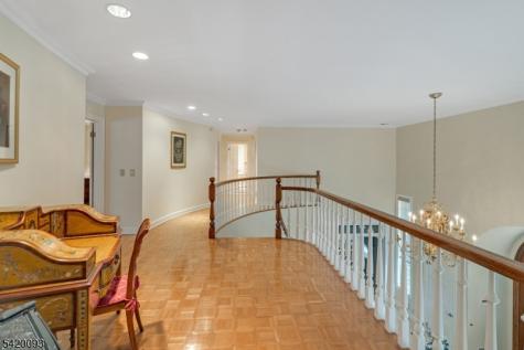 787 Peach Tree Lane Franklin Lakes NJ 07417
