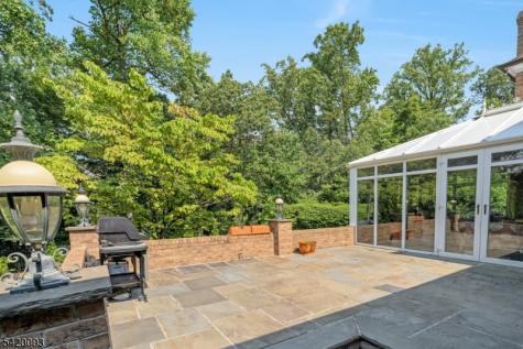 787 Peach Tree Lane Franklin Lakes NJ 07417