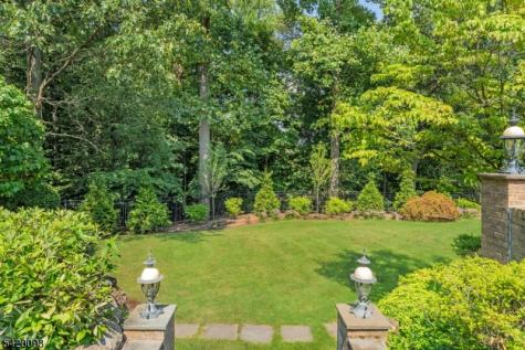 787 Peach Tree Lane Franklin Lakes NJ 07417