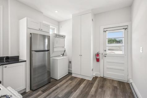 34 Main St, Apt B Millburn NJ 07041