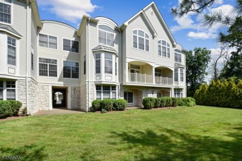 210 Edmonton Court Livingston NJ 07039