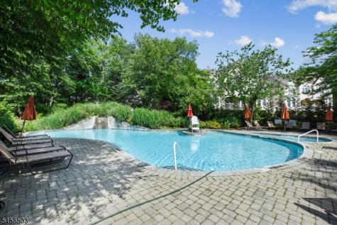 210 Edmonton Court Livingston NJ 07039
