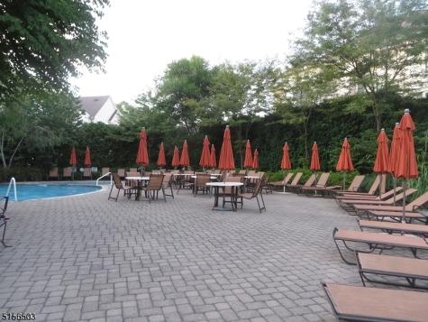 210 Edmonton Court Livingston NJ 07039