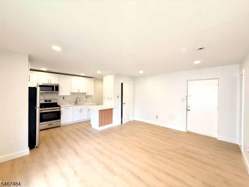 217 Park Avenue Paterson NJ 07501