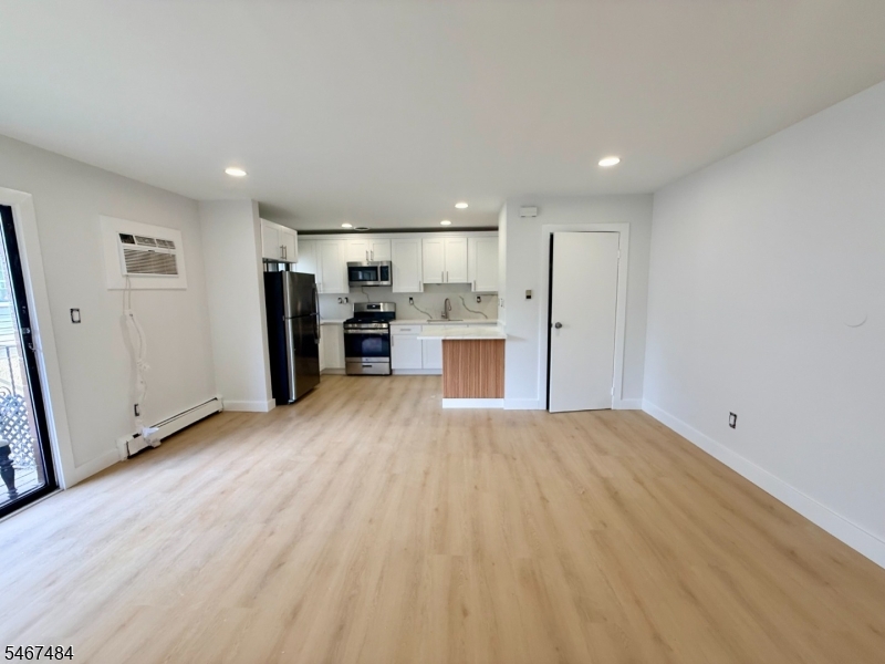 217 Park Avenue Paterson NJ 07501