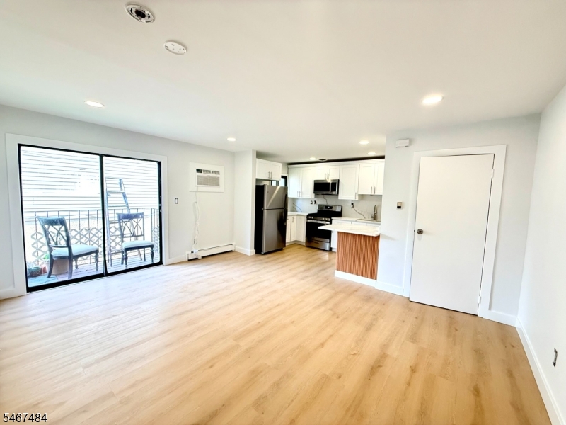 217 Park Avenue Paterson NJ 07501