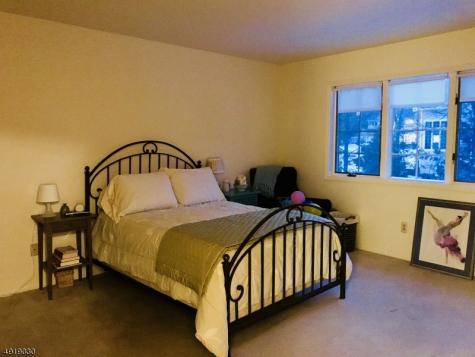11 Schill Place Hillsdale NJ 07642