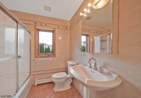 2 Millo Place Little Ferry NJ 07643
