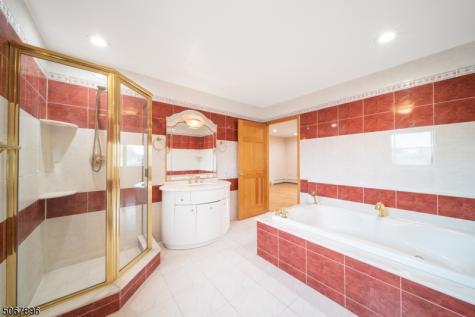 2 Millo Place Little Ferry NJ 07643