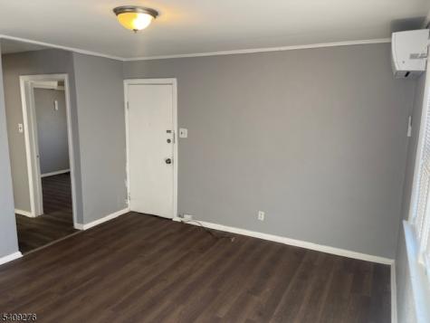 1112 Rivington Street Roselle NJ 07203