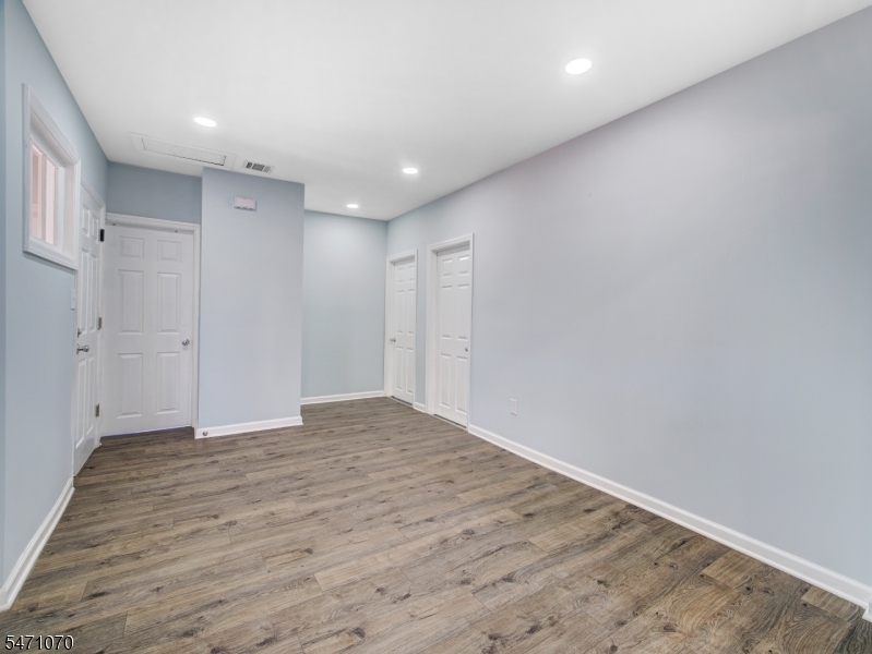 27 Honiss Street Belleville NJ 07109