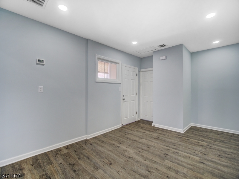 27 Honiss Street Belleville NJ 07109